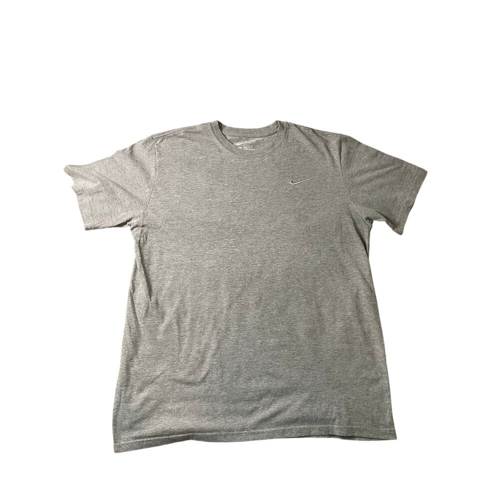 Nike Regular Fit Embroidered Tee - Size XL **